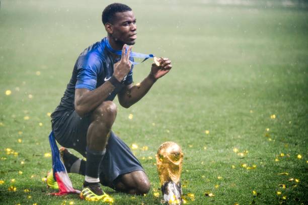 但在皇家社 但在皇家社